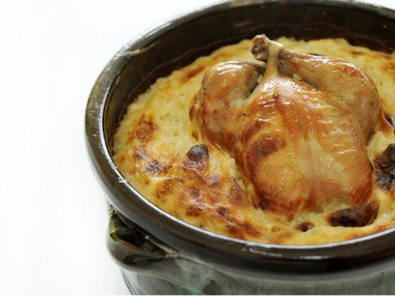 Muamar orizi me pule dhe arra