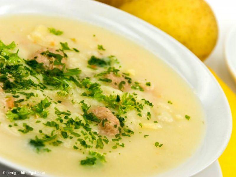 Supë me lakër të freskët