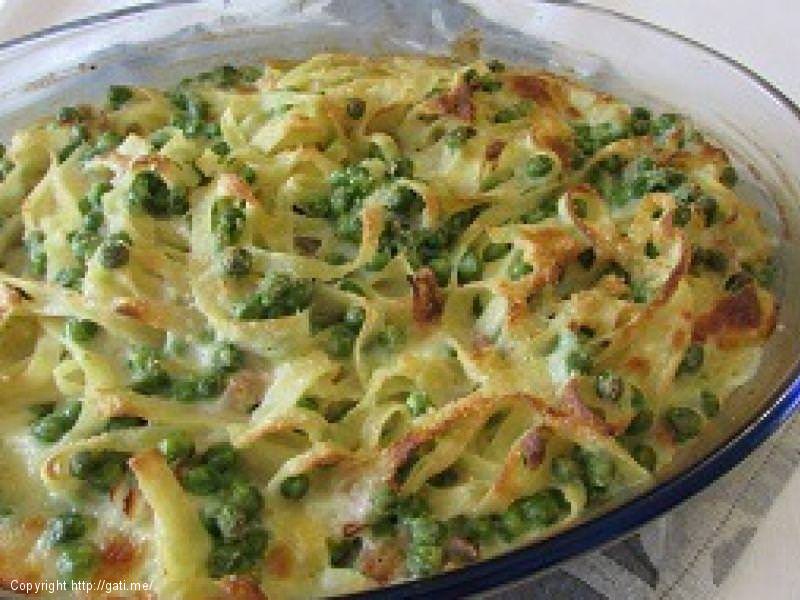 Tagliatelle ne Furre me Ragu te bardhe