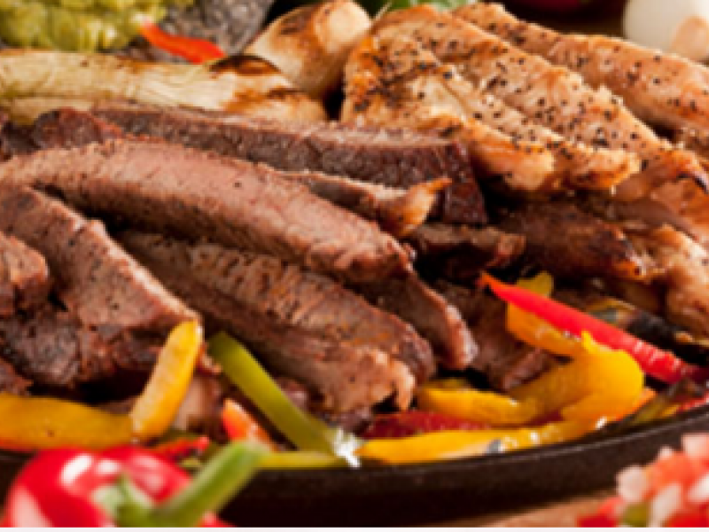 Mish derri me geshtenja dhe kajsi 