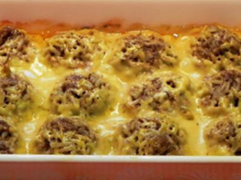 Qofte me mish ne tave