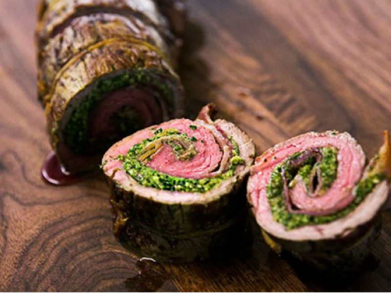 Rrolladë me mish dhe spinaq