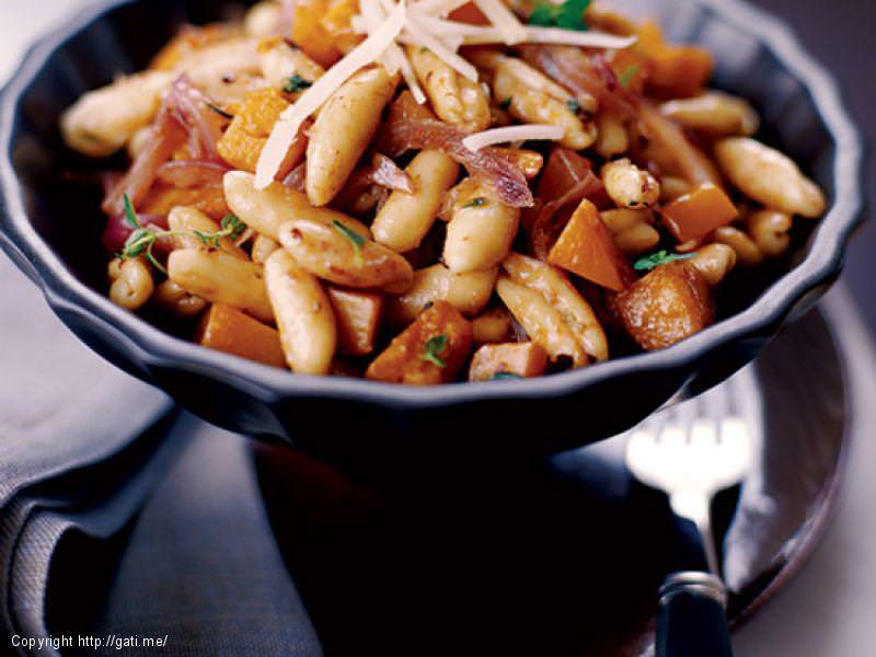 Kavateli me Kungull dhe Bacon